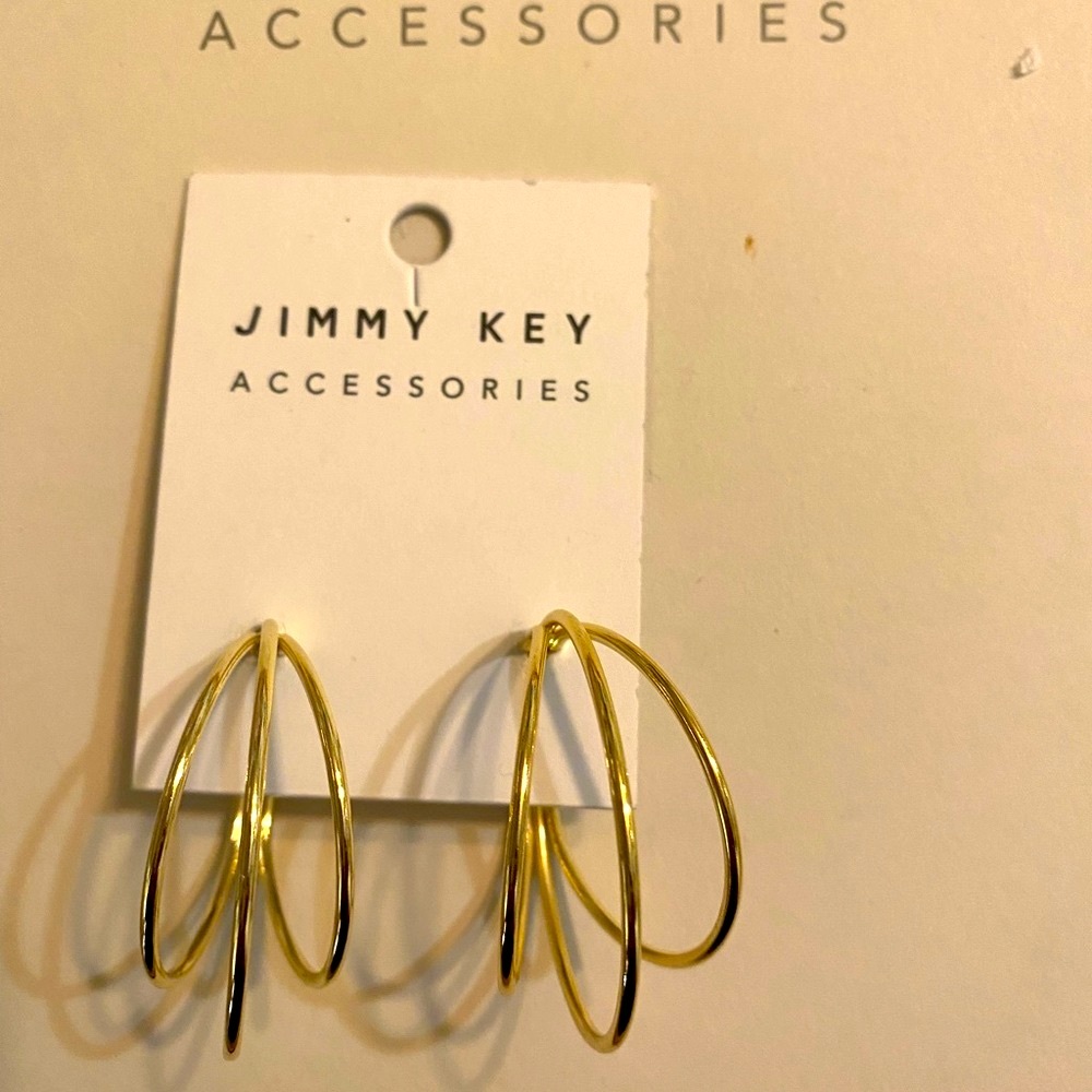 New Jimmy key gold tone Earrings.